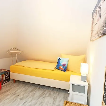 Ostseeblick - Ferienwohnung 15 *